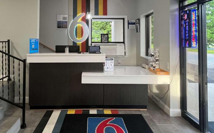 Motel 6 East Windsor, NJ - Hightstown