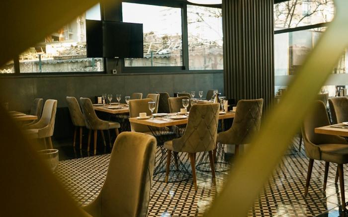 Aram Otel
