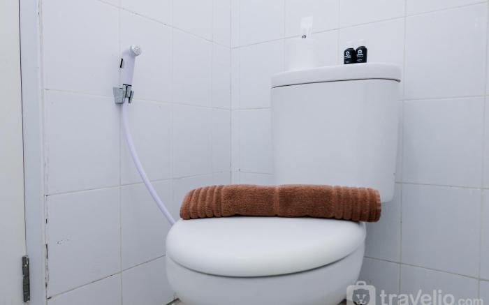 Homey 1BR Apt at Gateway Ahmad Yani By Travelio