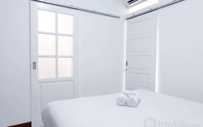 Homey 1BR Apt at Gateway Ahmad Yani By Travelio