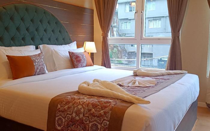 Cliffton Royals (by Cazareh Hotels)