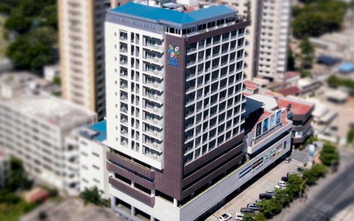 Aura Suites