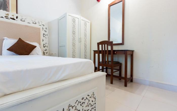 RoomzAway 3906 Relaxation: Pool, WiFi and Kitchen!
