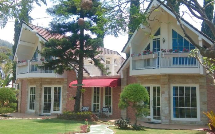Omah Londo Hotel and Resort