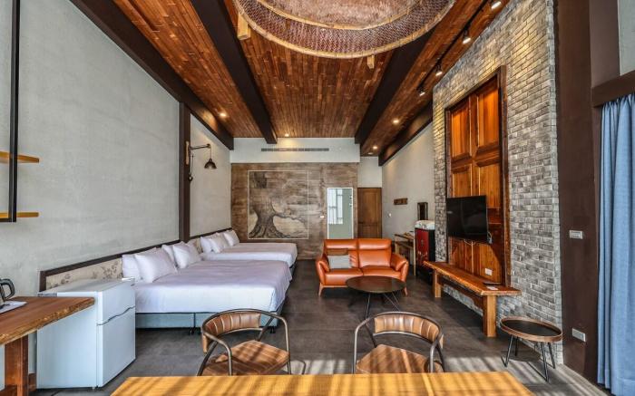 Muliu BNB Superior Quadruple Room