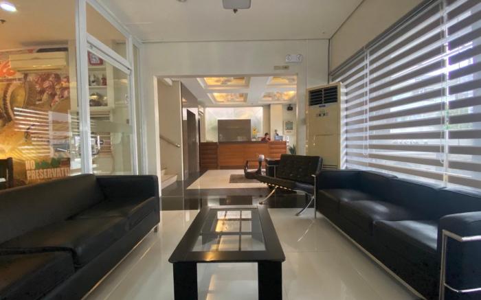 Hari Royale Suites