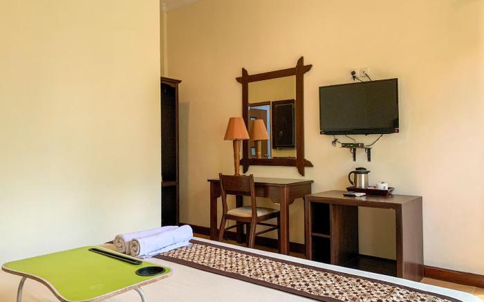 Urbanview Sasono Putro Condongcatur by RedDoorz