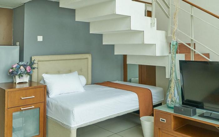 Loft, Vibrant in Central Business, 1Queen+2Single