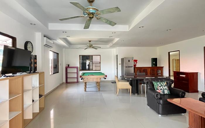 jomtien beach 880M,5BR VILLA