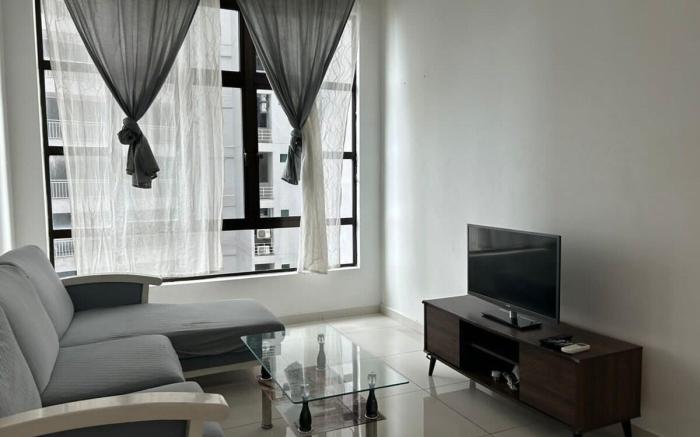 Great View 2BR near EDL