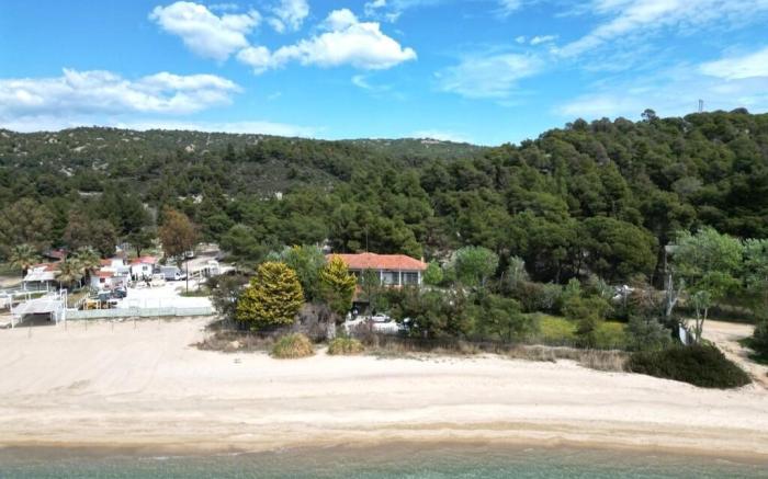 Spacious Maisonette on the eu Blue Beach of Kalogria in Sithonia, Greece