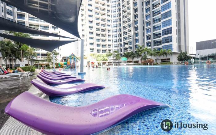 Atlantis Vacay Small Fam Suite A2111 by I Housing