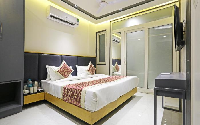 APPLE WOOD RESIDENCY IGI AIRPORT