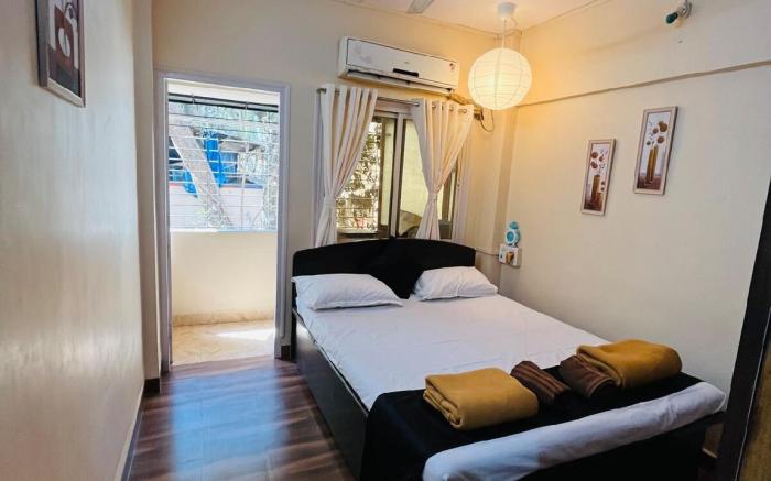 La Woodland 2BHK Service Apartment