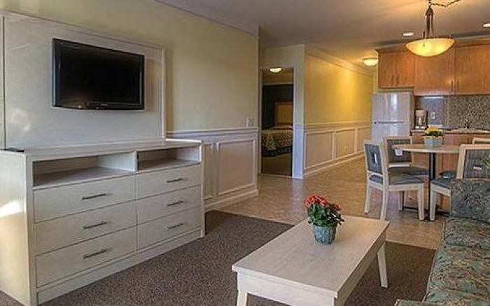 Royal Atlantic Beach Resort