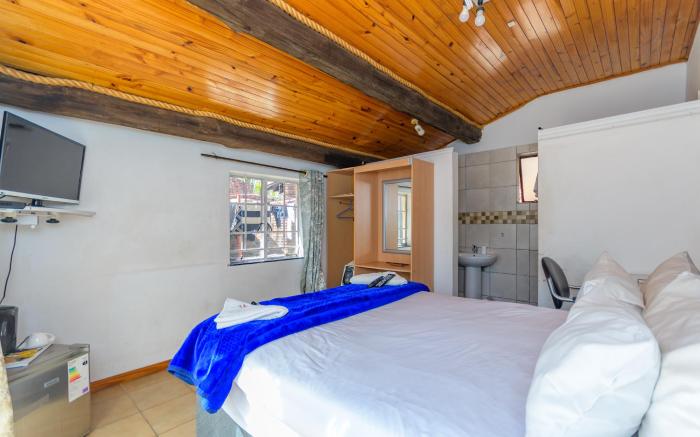 Royal Olympia Lodge