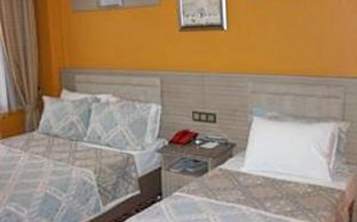 Grand Reis Hotel