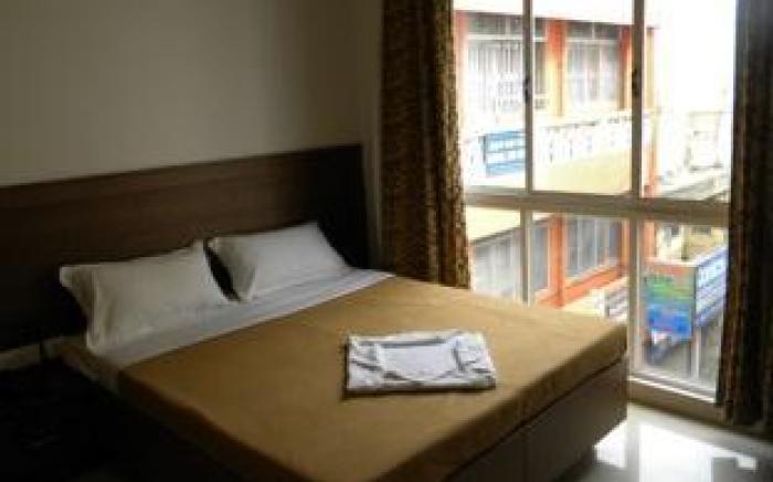 Hotel Mount Residency