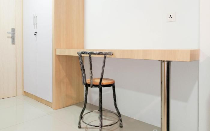 Cozy Studio Room at De Prima Apartment By Travelio
