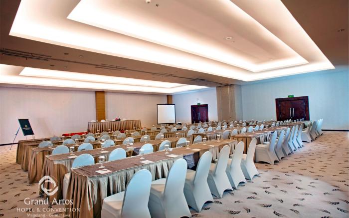 Grand Artos Hotel & Convention