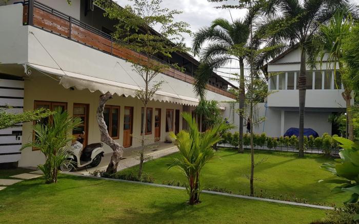 Roots Hotel Senggigi