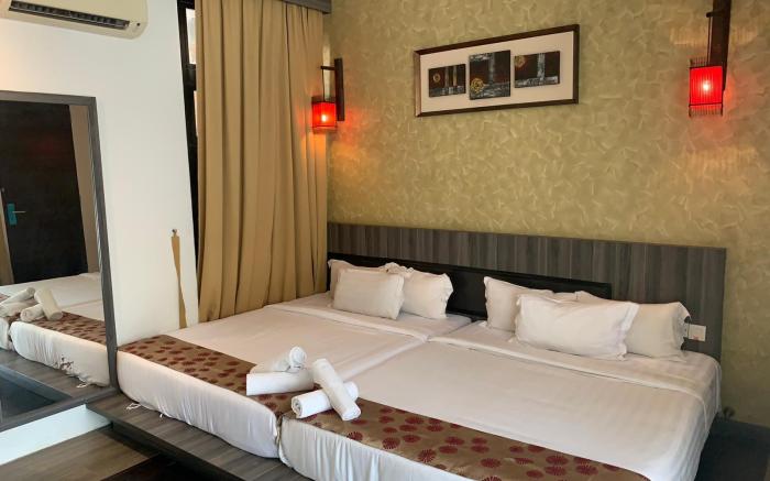 i Garden Hotel