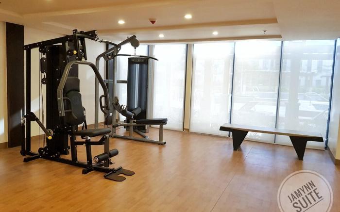 JamYnn One Bedroom Suite across T3 - Pool view