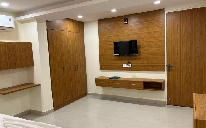 Hotel Cosmopolitan (Lucido grande LLP)