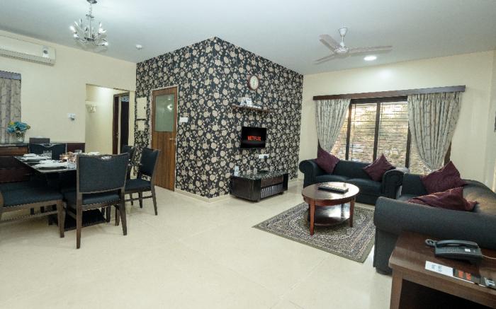 Lalco Residency