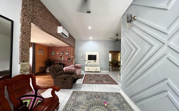 Cahaya Homestay @ Jeram & Free WIFI