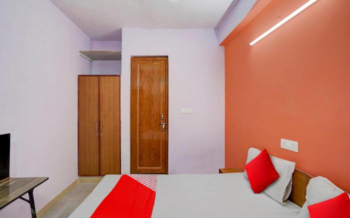 Hotel O Wamson Living Classic