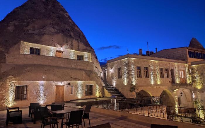 Cave Hotel Saksagan