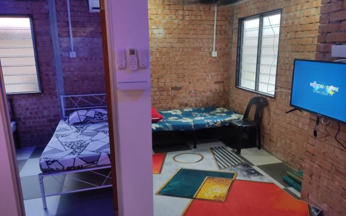 ROOMSTAY NURFADZ SG BULOH
