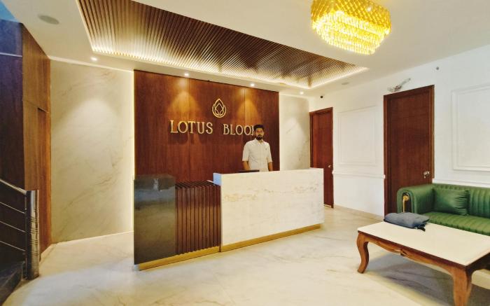 Hotel Lotus Bloom