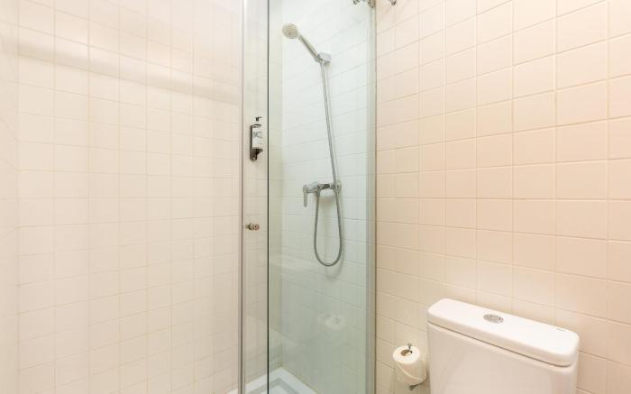 Cosy 0 in Oporto with 1 bathrooms