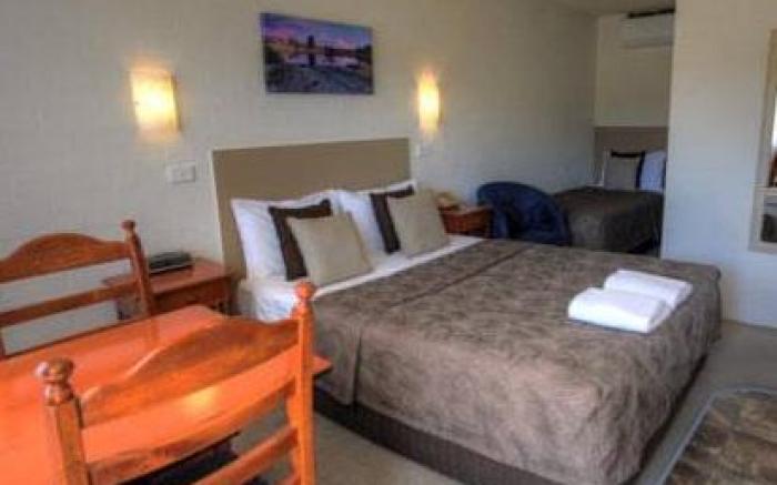 Apple & Grape Motel