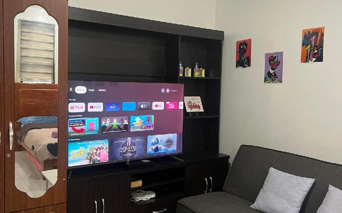 Cozy-Relaxing Condo near Enchanted Kingdom (Woody)