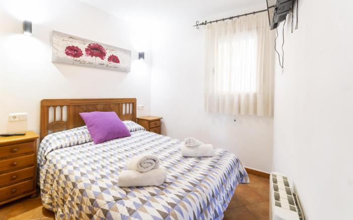 CARREBAIX IV - Rural apartment with beautiful views and free WiFi