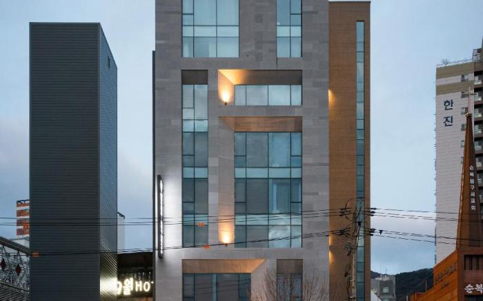 Brown Dot Hotel Guseo