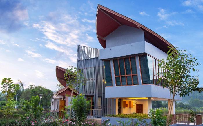 Nakaburi Sanctuary Resort & Spa