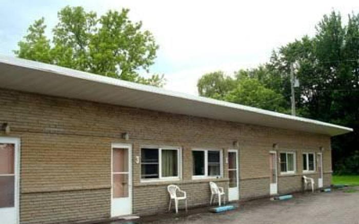 Pleasant Stay Motel