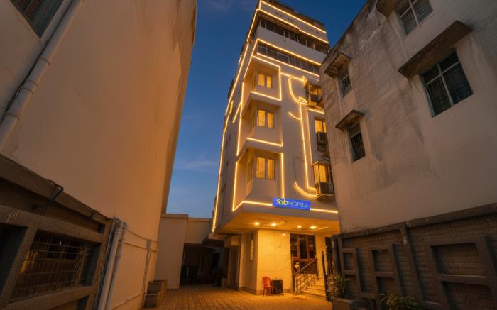 FabHotel Royale Basant Residency - Gandhinagar