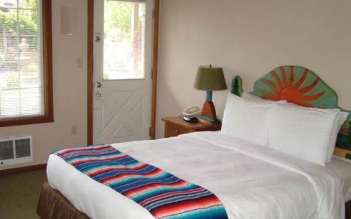 Inn at Haystack Rock