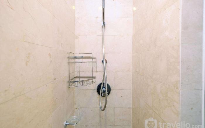 Comfort Stay 2BR at Masterpiece By Travelio
