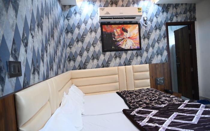 Shri Hari Kripa Inn