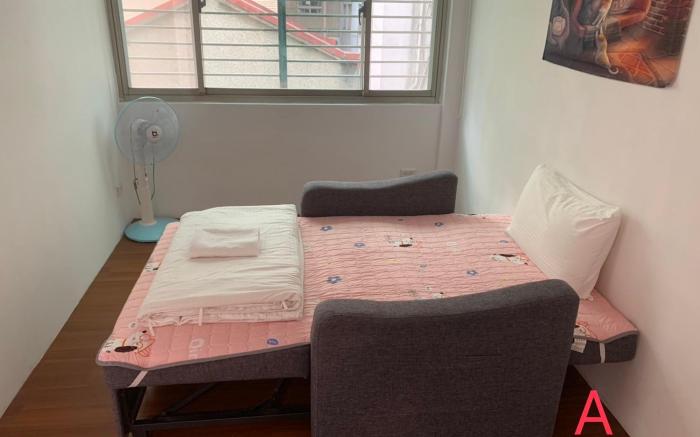 S Taipei Ximening Swome Home (MRT 6 minutes)