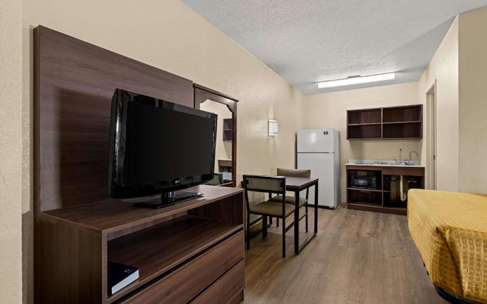 Suburban Studios Winston-Salem near Hanes Mall