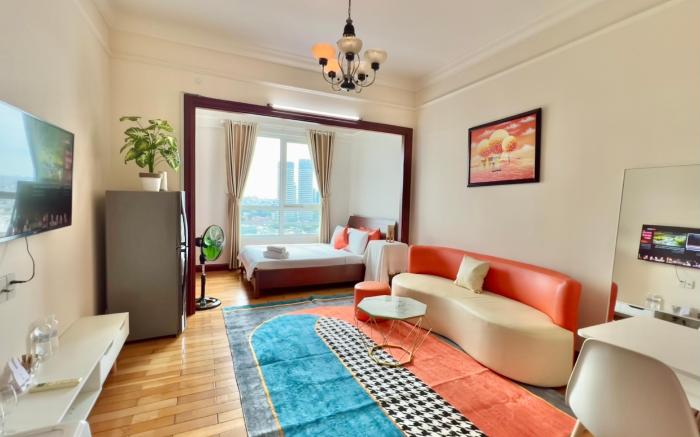 Diny ApartHotel - Ardent - Rooftop Pool - HCMC