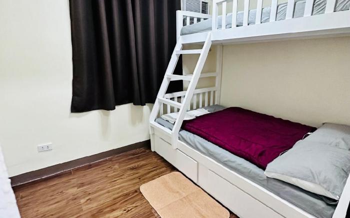 New renovated 3 Bedroom House near Malls & Airport