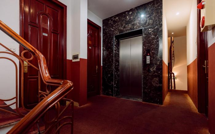 Super OYO Capital O 1173 Le Grand Hanoi Hotel - The Ruby 